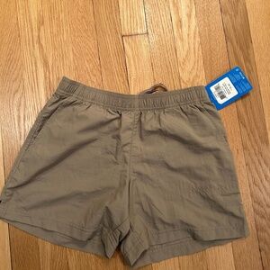 Columbia shorts NWT